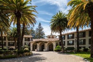Casa Mani Resort Napa Valley, Curio Collection by Hilton Celebrates Grand Opening