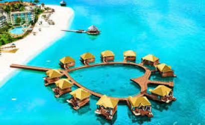 How luxury all-inclusive resorts are reshaping the honeymoon market in 2026