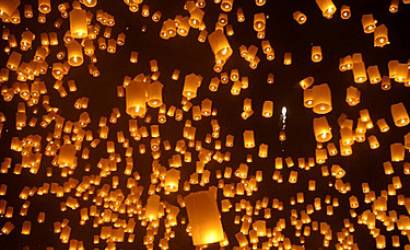 Celebrate the Northern Thai Festival of Lights, at Four Seasons Chiang Mai