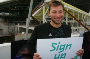  Ian Thorpe out of retirement for London 2012