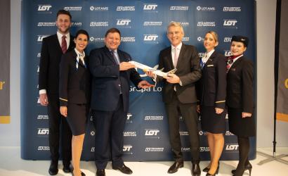 LOT Polish Airlines to acquire Condor