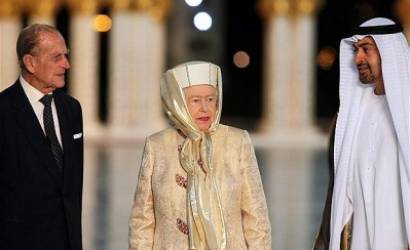 Queen arrives in Abu Dhabi to boost UK presence