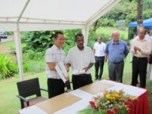 Berjaya Resort Seychelles moves to support Botanical Gardens Foundation