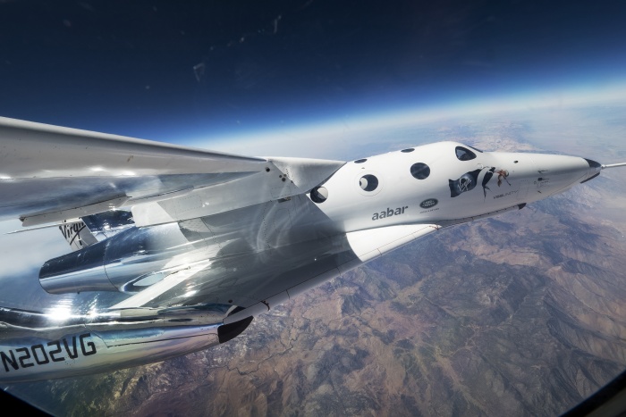 Branson to sell $500m stake in Virgin Galactic