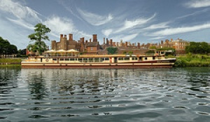 Thames Diamond Jubilee Pageant draws thousands of visitors