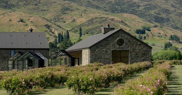 NEW ZEALAND’S CARDRONA DISTILLERY TRAVEL EXPERIENCES & ADVENTURES