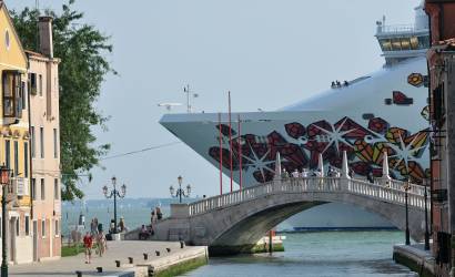 Cruise ships banned from centre of Venice