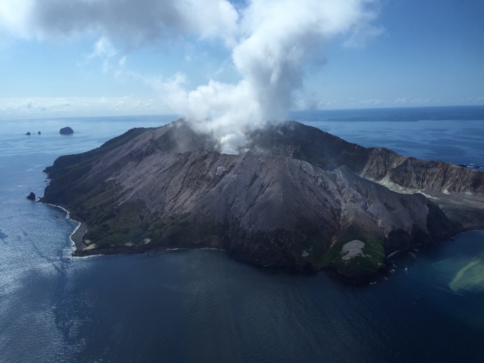 Tourists killed in New Zealand volcano eruption