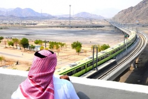 Etihad Rail signs deal with Dubai Industrial City