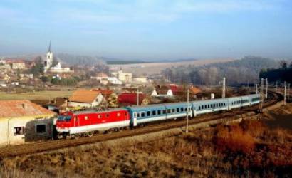 Slovakia seeks to part-privatise rail network by 2012