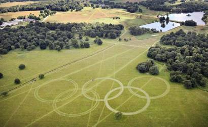 Largest Olympic rings unveiled in Richmond Park