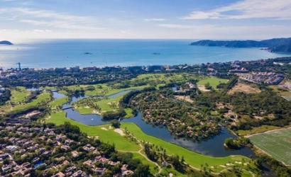 Tropical Paradise Sanya Makes Itself a Top Golfing Destination in China