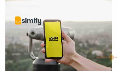 How to Stay Connected While Backpacking: eSIM Tips