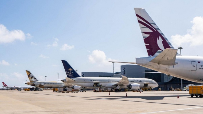 Maldives Travel Surge: Private Jets & Airline Expansion Amidst Middle East Disruption