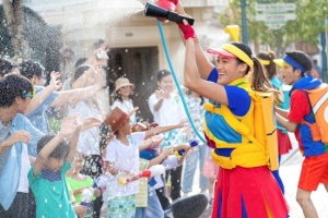 Hong Kong Disneyland Continues to Enhance Guest Experience Through Flexible Weather Adaptations
