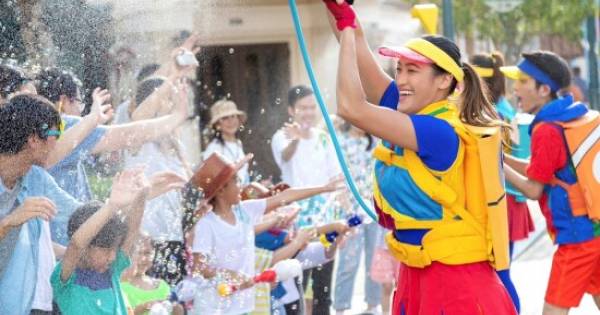 Hong Kong Disneyland Continues to Enhance Guest Experience Through Flexible Weather Adaptations