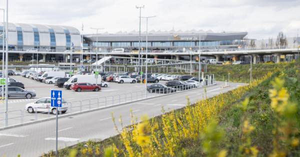 Budapest Airport Achieves Top-Level Carbon Accreditation Breaking Travel News