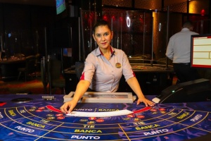 Exploring the Glittering Success of Casino Luckia Bogotá: Colombia’s Award-Winning Gem