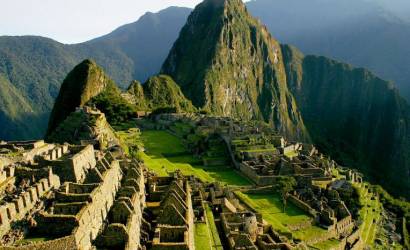 Hundreds of tourists stranded by Machu Picchu mudslide