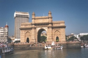 Mumbai hit by new terror bombings