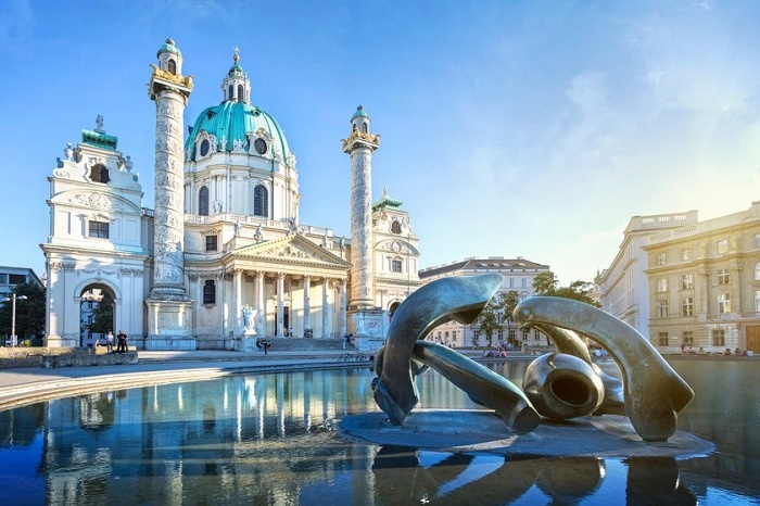 Vienna breaks visitor number record as city breaks boom