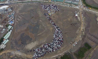 Car mosaic in Hai Phong Vietnam breaks world record