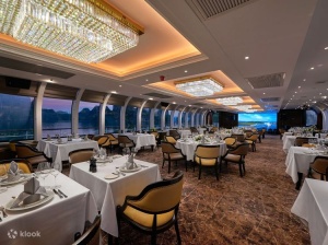 Paradise Vietnam Group unveils Paradise Delight dining cruise