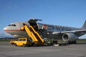 Boeing delivers 777 Freighter to Etihad Crystal Cargo