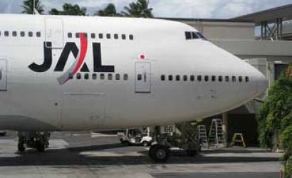 JAL expands in-flight internet service