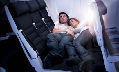 Air New Zealand licenses Skycouch to China Airlines