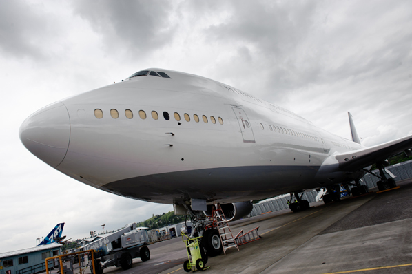 Lufthansa To Begin Boeing 747 8 Intercontinental Testing