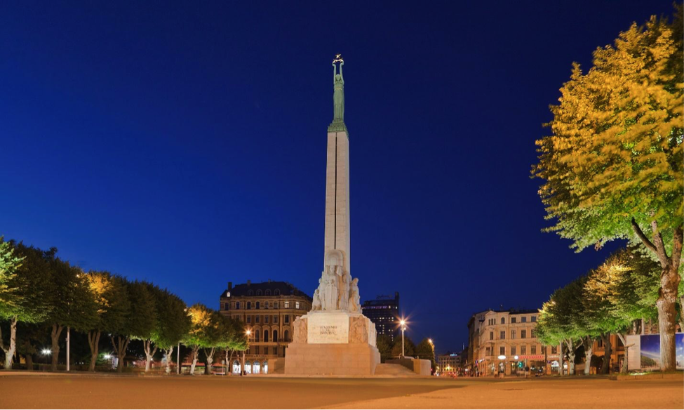Freedom monument, Riga, Latvia. Credit: Diego Delso