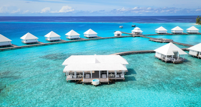 Diamonds Athuruga Maldives