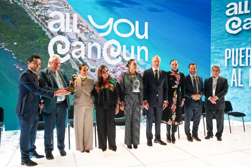 Cancun win World travel award